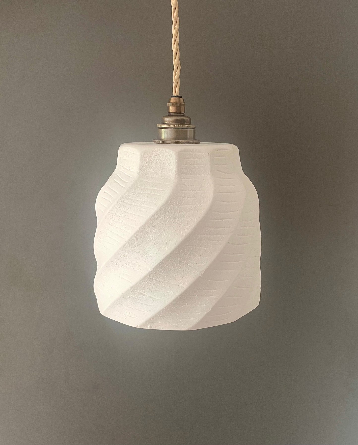 CORNUTUS Pendant Light