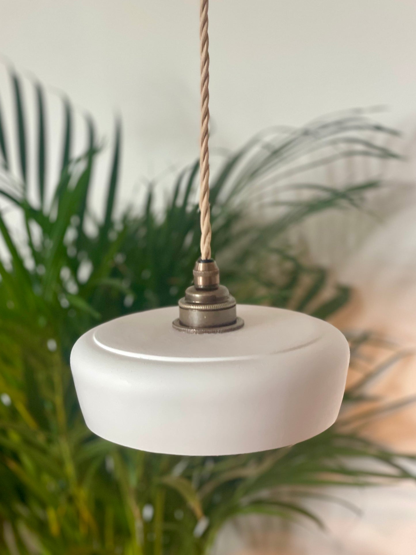 CRINIS Pendant Light