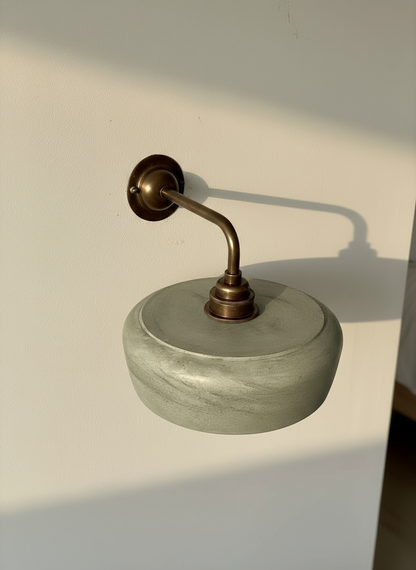 CRINIS Wall Light - Olive